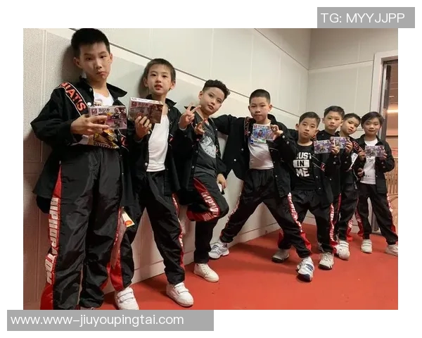 实时新闻深圳街舞队团队协作引发热议背后的争议与思考 实时新闻深圳街舞队团队协作引发热议背后的争议与思考